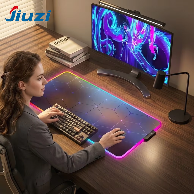 Customized Rubber Bottom RGB Large Desk Mat Non-Slip Computer Keyboard LED E-sport Gaming Mouse Pad Eco-Friendly Water Stock