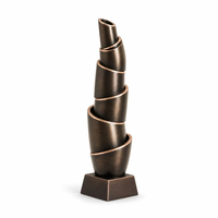 Trophée en métal polyèdre écologique, bronze, à facettes, formes pliées ascendent vers le haut, logo personnalisé UV, trophée de récompense, cadeaux pour salons professionnels