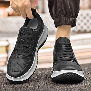 Vente en gros d'usine de nouvelles chaussures de sport originales à semelle haute pour hommes et femmes à bas prix, chaussures décontractées confortables et polyvalentes - Product Image 1