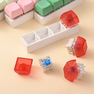 Porte-clés style touches de clavier mécanique couleur macaron, projet de loisir relaxant pour adultes et adolescents, idéal pour les moments entre le travail et les études - Product Image 3
