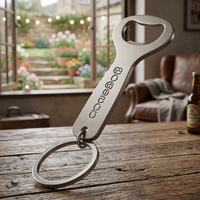 Décapsuleur porte-clés d'été en acier inoxydable plaqué argent avec logo gravé au laser pour ouvrir les bouteilles de bière