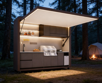 Cuisine extérieure mobile pour villa avec barbecue intégré, évier, armoire de rangement et îlot de cuisson sur roues pour patio