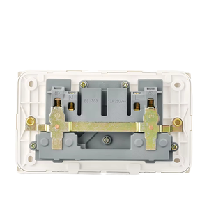 Vente en gros <span class=keywords><strong>de</strong></span> prises doubles 13A avec interrupteur, en matériau PC ignifuge, norme britannique, pour la maison, l'hôtel, le bureau - Product Image 2