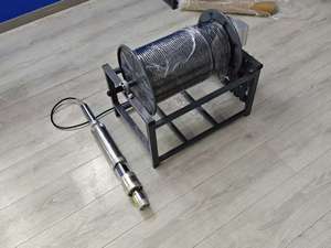 Câmera de Inspeção de Tubos Subterrâneos com Funções de Monitoramento Personalizadas, Câmera Dupla de 73mm, Guincho Manual Simples, CCD IP68 - Product Image 4