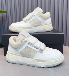 Vente en gros d'usine, baskets rétro de luxe, unisexes, décontractées, pour la course à pied, chaussures de sport personnalisées, chaussures de marche, chaussures de basket-ball pour hommes - Product Image 2