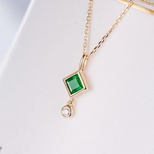 高級ジュエリーゴールドジュエリー18Kナチュラルエメラルドホワイトダイヤモンドエレガントネックレスレディース - Product Image 3