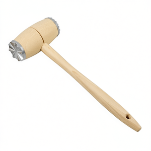 Maillet en bois pour attendrir la viande avec extrémités en acier inoxydable pour usage en cuisine - Product Image 2