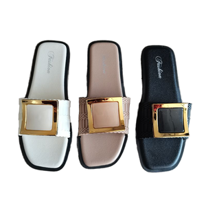 Kadınlar için yeni varış yaz daireler kare toka kayma-ons ile yumuşak alt kaymaz yüzey açık stil Flip-flop öğrenciler - Product Image 1