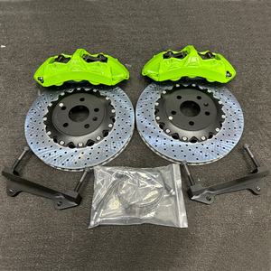 Étriers <span class=keywords><strong>de</strong></span> <span class=keywords><strong>frein</strong></span> légers <span class=keywords><strong>de</strong></span> qualité supérieure à 6 pistons, disques perforés et rainurés <span class=keywords><strong>de</strong></span> 380 mm pour <span class=keywords><strong>Chrysler</strong></span> <span class=keywords><strong>300C</strong></span> SRT 300S Pacifica Crossfire - Product Image 6