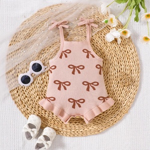 Combinaison pour bébé de style coréen, <span class=keywords><strong>pull</strong></span> en tricot brodé avec nœud, haut de princesse pour bébé, à porter au quotidien en extérieur - Product Image 1
