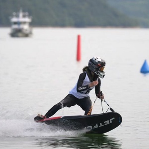 Tabla de Surf a Motor JetFly 09GT de Alta Calidad, 110CC, Fibra de Carbono, Capacidad de 2.8L, Velocidad de 64KM/H, Larga Duración, Modelo JF09GT-02 Oce - Product Image 5