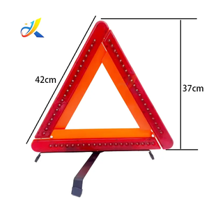 Triangle de signalisation routière LED rouge réfléchissant avec support métallique stable pour avertissement d'urgence en cas de panne de véhicule sur <span class=keywords><strong>autoroute</strong></span> - Product Image 2