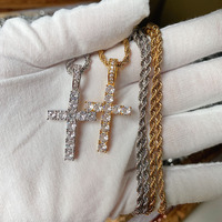 YYN Colgante de Cruz de Cobre Chapado en Oro y Plata con Circonita Cúbica, Joyería Hip Hop para Hombre