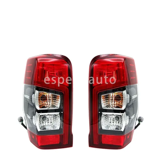 4 × 4 Parts Triton L200 Tail Light Lamp 8330B213 8330B214