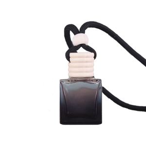 2 unidades de botella de vidrio vacía de 8ml negra con tapa de rosca, cubierta de madera con encaje, recargable, para difusor de perfume de coche colgante, con diseño moderno - Product Image 1