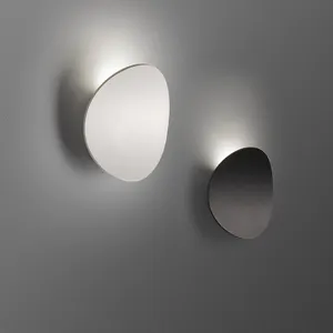 Lampu Dinding LED, lampu dinding minimalis Modern kreatif emas hitam untuk kamar tidur ruang tamu lampu tangga dekorasi pencahayaan dalam ruangan