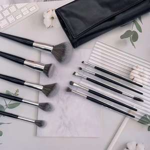 YRX A204 10 pièces Ensemble de pinceaux de maquillage pour les yeux classiques noir argent avec manche en bois Pinceau de détail pour les sourcils avec une belle forme de tête - Product Image 5