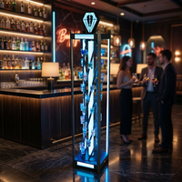 Soporte de exhibición de copas de chupito de lujo alto con logotipo personalizado para bar, hotel, fiesta de bodas, soporte para copas de cóctel, bandeja de chupitos en espiral con LED, torre de exhibición.