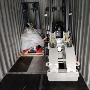 Montacargas con Pinza 360 ZJ22H-B9, Rango de Apertura de la Pinza: 490-1525 mm, Pinza para Rollos de Papel, Carga Útil de 1.5 Toneladas, Precio para 3 Toneladas - Product Image 5