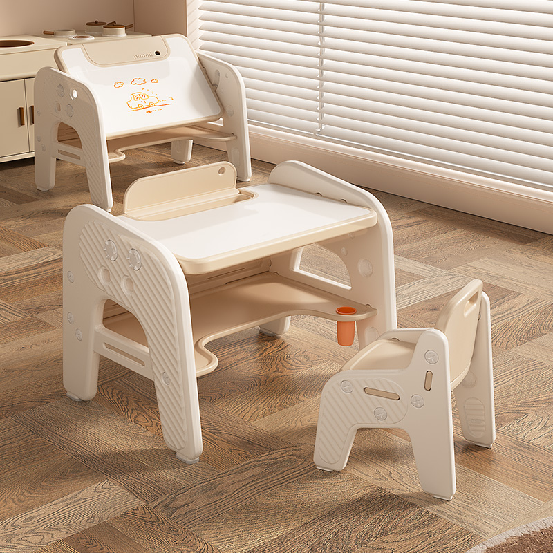 1 * tavolo da disegno + 1 * sedia