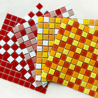 Mosaïque de verre carrée bleue en cristal 25*25, style européen moderne, résistante à l'eau, salle de bain, cuisine, hôtel, école, piscine