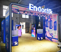 Stand d'exposition modulaire personnalisé Toile de fond LED Nouveau design Stand de foire Affichage de tissu de tension pour les salons professionnels Sublimation de teinture