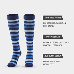 Calcetines de Compresión a Rayas hasta la Rodilla, 80% Nailon, Calcetines Deportivos Casuales para Jóvenes, para Ciclismo - Product Image 3