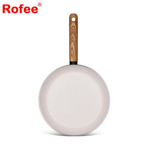 Sartén de aluminio prensado de alta calidad Rofee, mango de madera, nuevo estilo, sartén antiadherente - Product Image 2