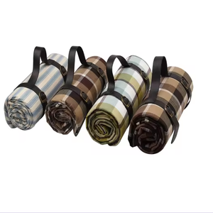 야외 캠핑 깔개를 위한 방수 백킹과 수제 주문 신소재 피크닉 담요 빨 비치 매트 - Product Image 5