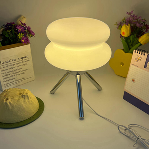 Lampada da Comodino Moderna <span class=keywords><strong>a</strong></span> Forma di Hamburger, Luce Notturna Creativa <span class=keywords><strong>per</strong></span> Camera da Letto e Soggiorno - Product Image 1