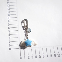 RCGIFT Porte-clés en peluche au crochet avec ailes mignonnes, pendentif de sac à la mode, breloque décorative, petit cadeau, accessoires pour sac à dos