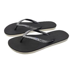 รองเท้าแตะผู้หญิงแบบสวมประดับคริสตัล สายรัดคริสตัลแฟชั่น รองเท้าชายหาดสีดำ กันลื่น รองเท้าลำลองสำหรับฤดูร้อน - Product Image 1