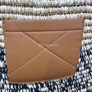 Bolso pequeño cuadrado de paja, bolso tejido a mano de un hombro a la moda, bolso de ratán femenino, bolso cuadrado de cesta de verduras que combina con todo - Product Image 4