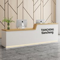 Comptoir de réception simple et moderne pour entreprise, salle de sport, établissement d'enseignement de danse, studio, ou caisse.