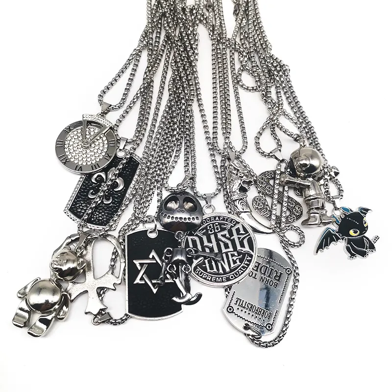 OEM En Gros Usine Personnalisé En Acier Inoxydable Chaîne Pendentif Hiphop Rock LOGO Personnaliser Bijoux Hommes Collier