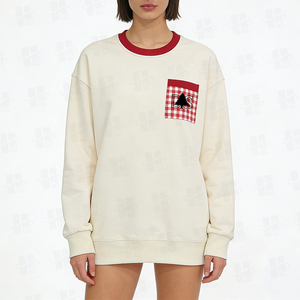 Sweat-shirt à col rond surdimensionné personnalisé avec poche en patch à carreaux rouges, en molleton doux et respirant 310GSM, pour femme - Product Image 3