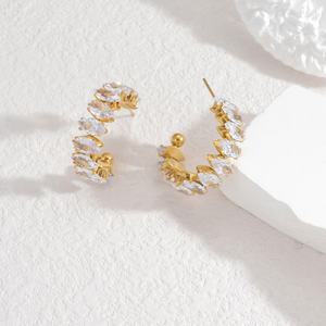 ต่างหูแบบหนีบหุ้มทอง PVD สแตนเลสสตีล ประดับเพชรซิร์คอน สำหรับผู้หญิง ไม่ก่อให้เกิดอาการแพ้ ไม่หมองคล้ำ ขายส่ง ทันสมัย - Product Image 2