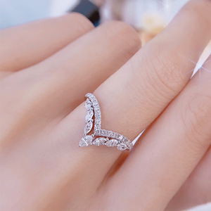 Anello dal design a forma di V, stile elegante, per donna - Product Image 4