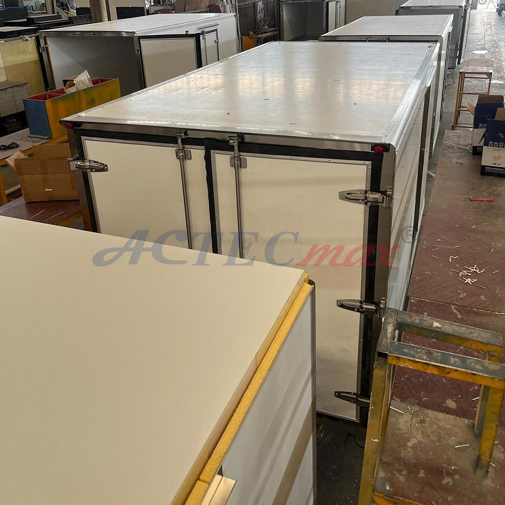 refrigerated truck body