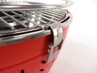 Barbecue au charbon de bois portable, fabrication directe d'usine OEM, finition peinte en poudre, télécommande, construction en fer, utilisation sur table, 2-3 personnes