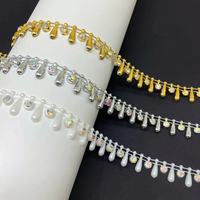 Chaîne de strass en plastique de forme fantaisie, garniture en cristal AB, motif cœur, cloche, goutte d'eau pour vêtements, chaussures et sacs de luxe