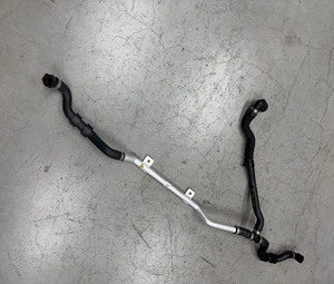 Tubo Ausiliario per Radiatore Anteriore Sinistro e Destro di Alta Qualità M2M3M4 G80G81G82G87, Tubo dell'Acqua per BMW - Product Image 5