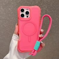Nouvelle coque de téléphone magnétique trois-en-un avec chaîne de téléphone à ruban anti-collision, couleur unie simple, style universel, en stock
