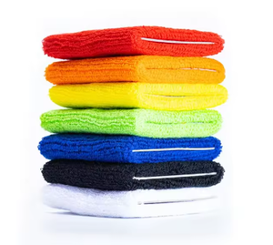 สายรัดข้อมือกีฬาอเนกประสงค์สำหรับฟุตบอล เทนนิส  แบบกำหนดโลโก้ได้ ซับเหงื่อได้ดี ผลิตจากโพลีเอสเตอร์ - Product Image 4