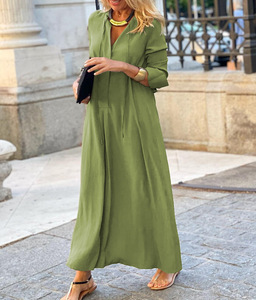 Vestido Camisero Maxi Acampanado de Manga Larga con Cuello en V para Mujer, Tallas Grandes, Color Sólido, Casual, con Bolsillos, Ideal para Dropshipping en Shopify - Product Image 3