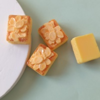 100 pièces Mini pain Pizza Toast Dessert modèle mignon Mini gâteau maison de poupée ornement fée jardin Miniatures