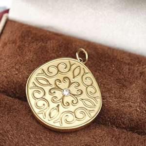 Bague en acier inoxydable plaqué or 18 carats moderne UM Jewelry, vente en gros pour unisexe/hommes/femmes, usage quotidien, cadeau d'anniversaire, décontractée - Product Image 2