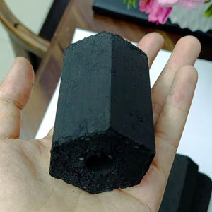 Charbon de bois en briquettes de sciure de bois dur du Vietnam de haute qualité, à haute teneur en carbone, faible teneur en cendres, sans fumée, combustible pour barbecue, 6 heures de combustion - Product Image 1