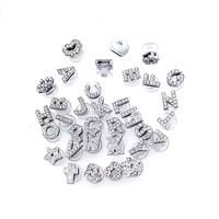 Lettres Initiales 8mm A-Z 26 Glisser Lettre Charme Sabot Alphabet Charmes En Alliage De Zinc Gibbets Chaînes Chaussure Décor Boucle Accessoires