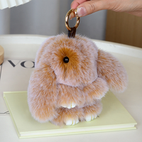 Pendentif Lapin en Peluche Doux et Mignon de 15 cm avec Pompon en Fausse Fourrure pour Voiture, Sac ou Porte-clés